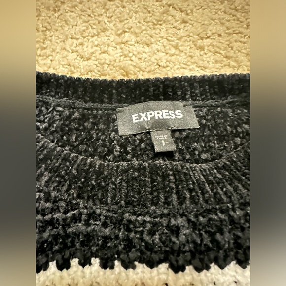 Express Chenille Sweater - Picture 5 of 7